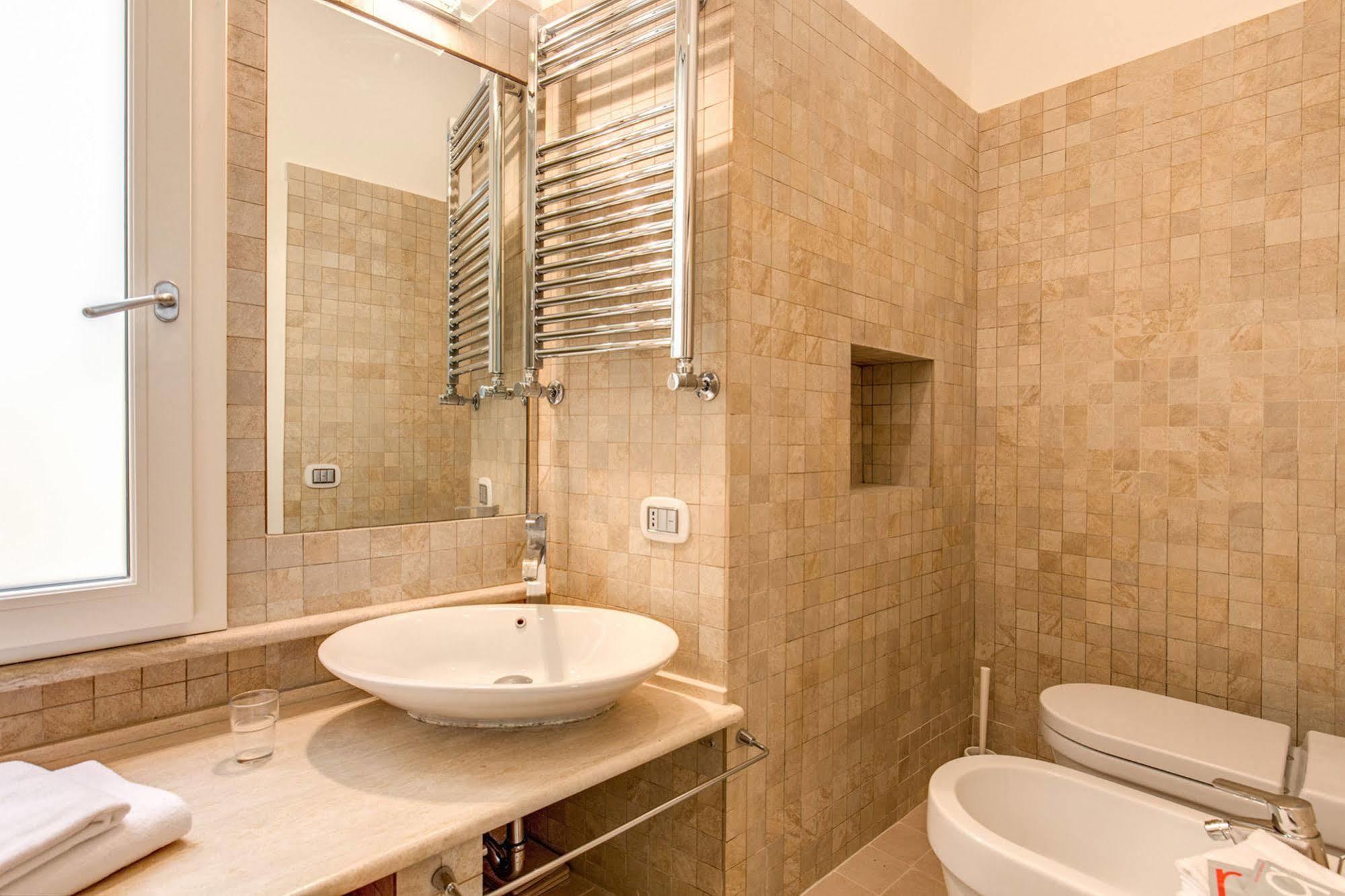 Bed and Breakfast Residenza Borghese Рим Екстер'єр фото